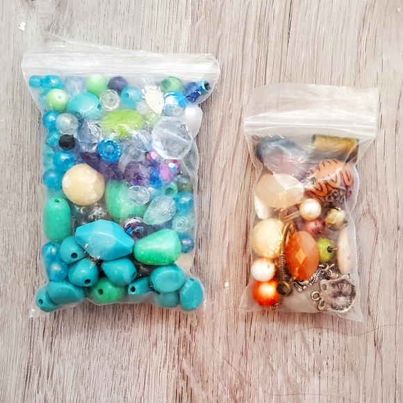 💚5/$25 Bundle Lot Of Glass, Acrylic & Natural Stone Beads For Jewlery Making - Picture 1 of 5